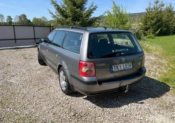 Volkswagen Passat cena 12900 przebieg: 308000, rok produkcji 2005 z Kielce małe 67